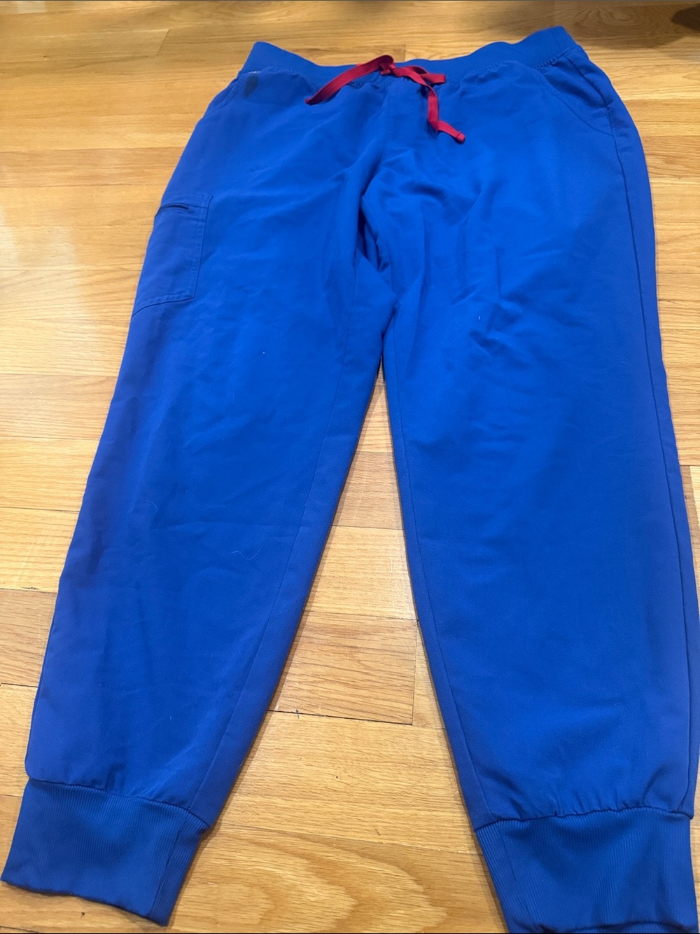 Figs women’s Zamora Royal blue and red string joggers size xlarge.